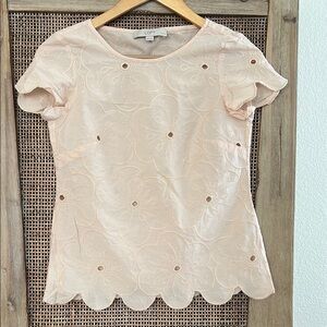 💚BUY 3 for $15💚 💚 LOFT Women's Peachy Cream Floral Top